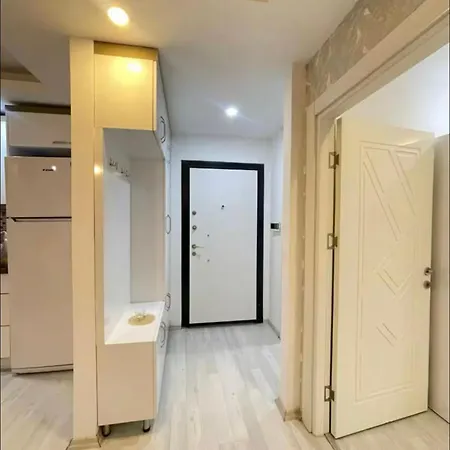 Luxury In Old Town Apartment
