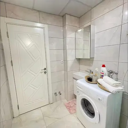 Luxury In Old Town Apartment *